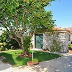 Lägenhet In With Sea View, Terrace, Air Conditioning, Wifi 3617-5 *
