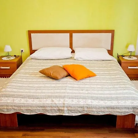 Apartment In With Sea View, Terrace, Air Conditioning, Wifi 3617-5