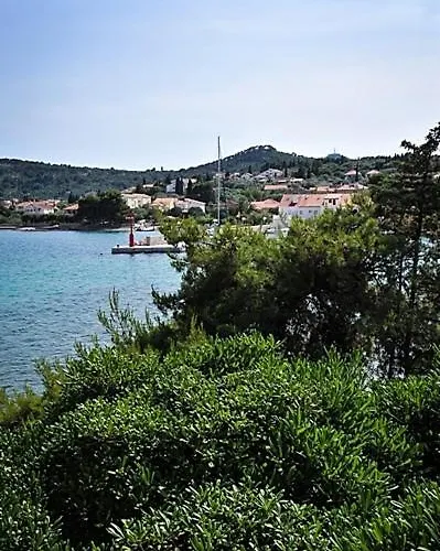 In With Sea View, Terrace, Air Conditioning, Wifi 3617-5 Poljana (Ugljan)