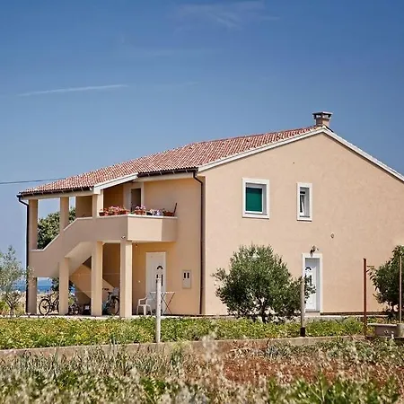 Apartmán In With Sea View, Terrace, Air Conditioning, Wifi 3617-5 Poljana (Ugljan)