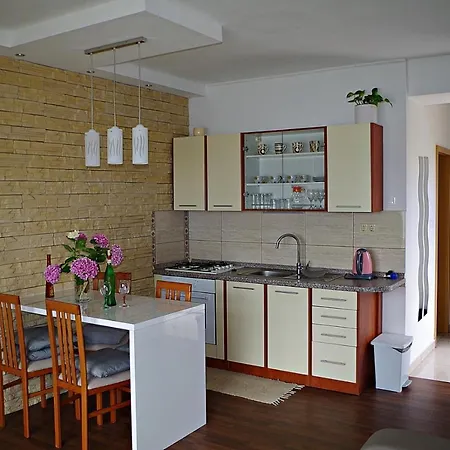 In With Sea View, Terrace, Air Conditioning, Wifi 3617-5 Apartmán Poljana (Ugljan)
