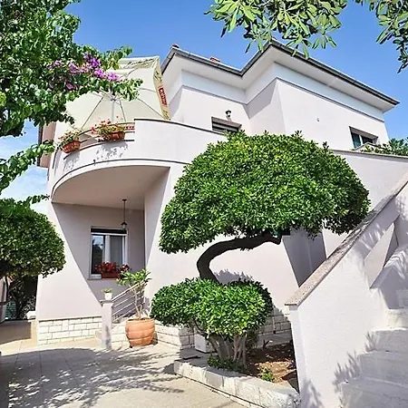 In With Sea View, Terrace, Air Conditioning, Wifi 3617-5 Apartmán *