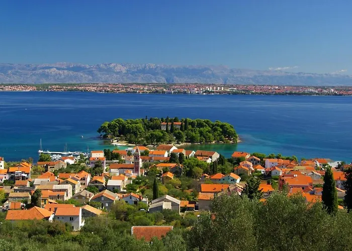 In With Sea View, Terrace, Air Conditioning, Wifi 3617-5 * Poljana (Ugljan)
